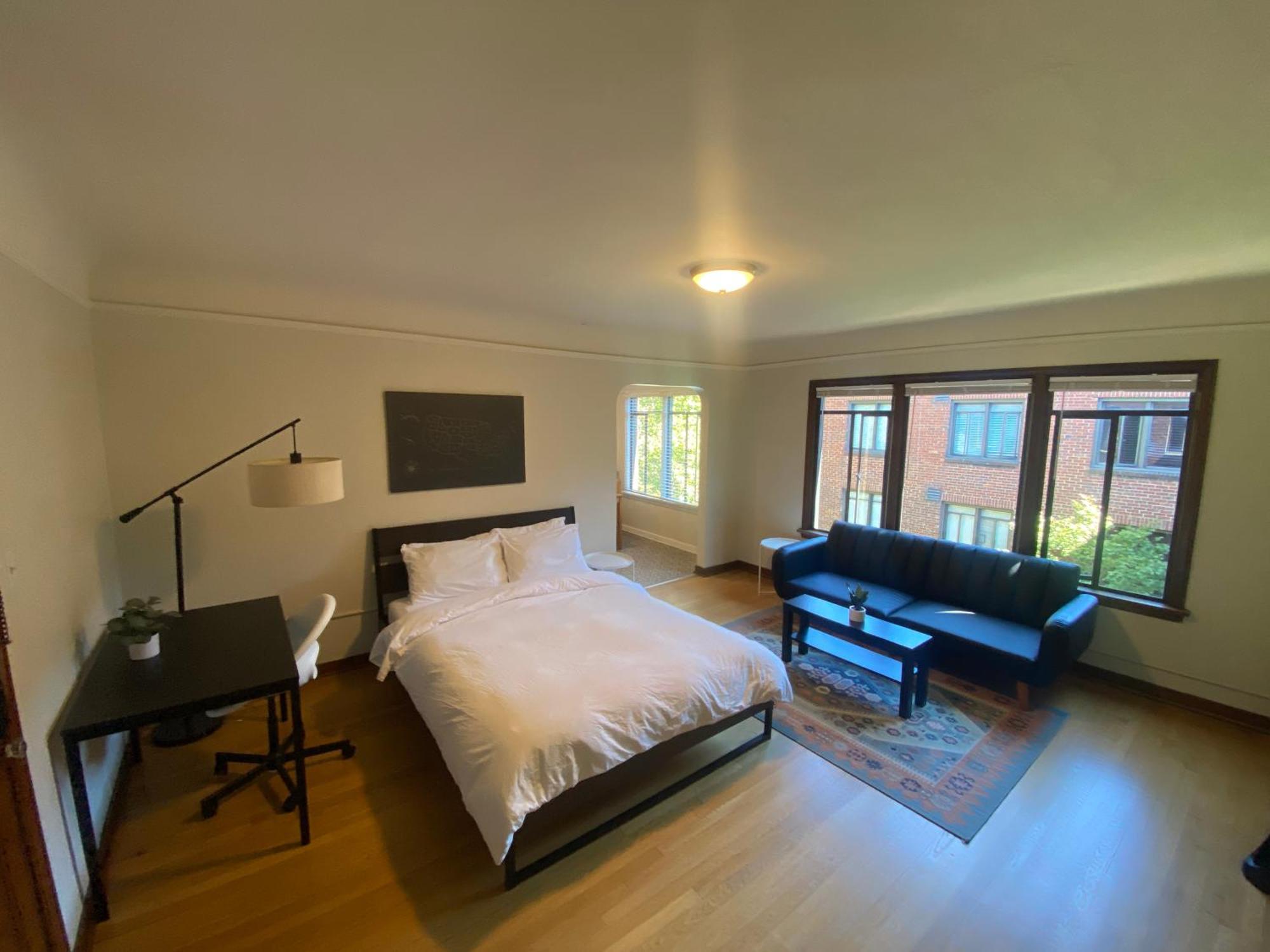 Furnished Apartments - Climate Pledge Arena Next Door Сіетл Екстер'єр фото